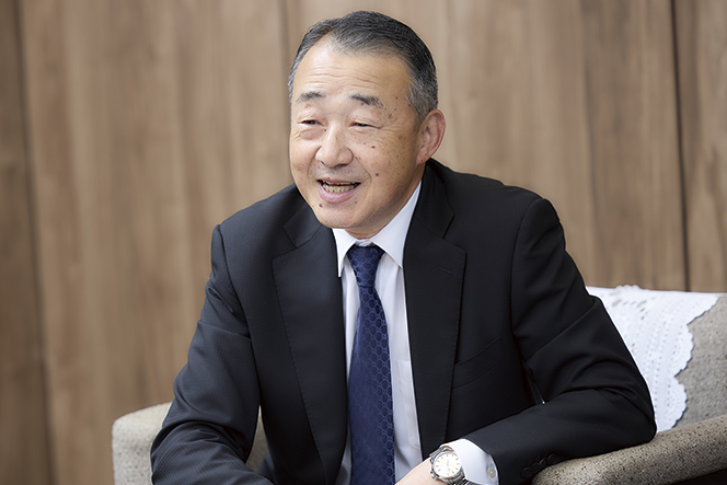 取締役 長南 収